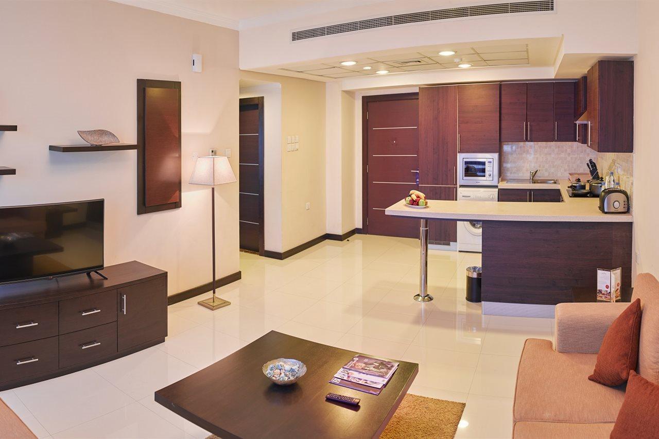 Tulip Hotel & Suites Manama Ngoại thất bức ảnh