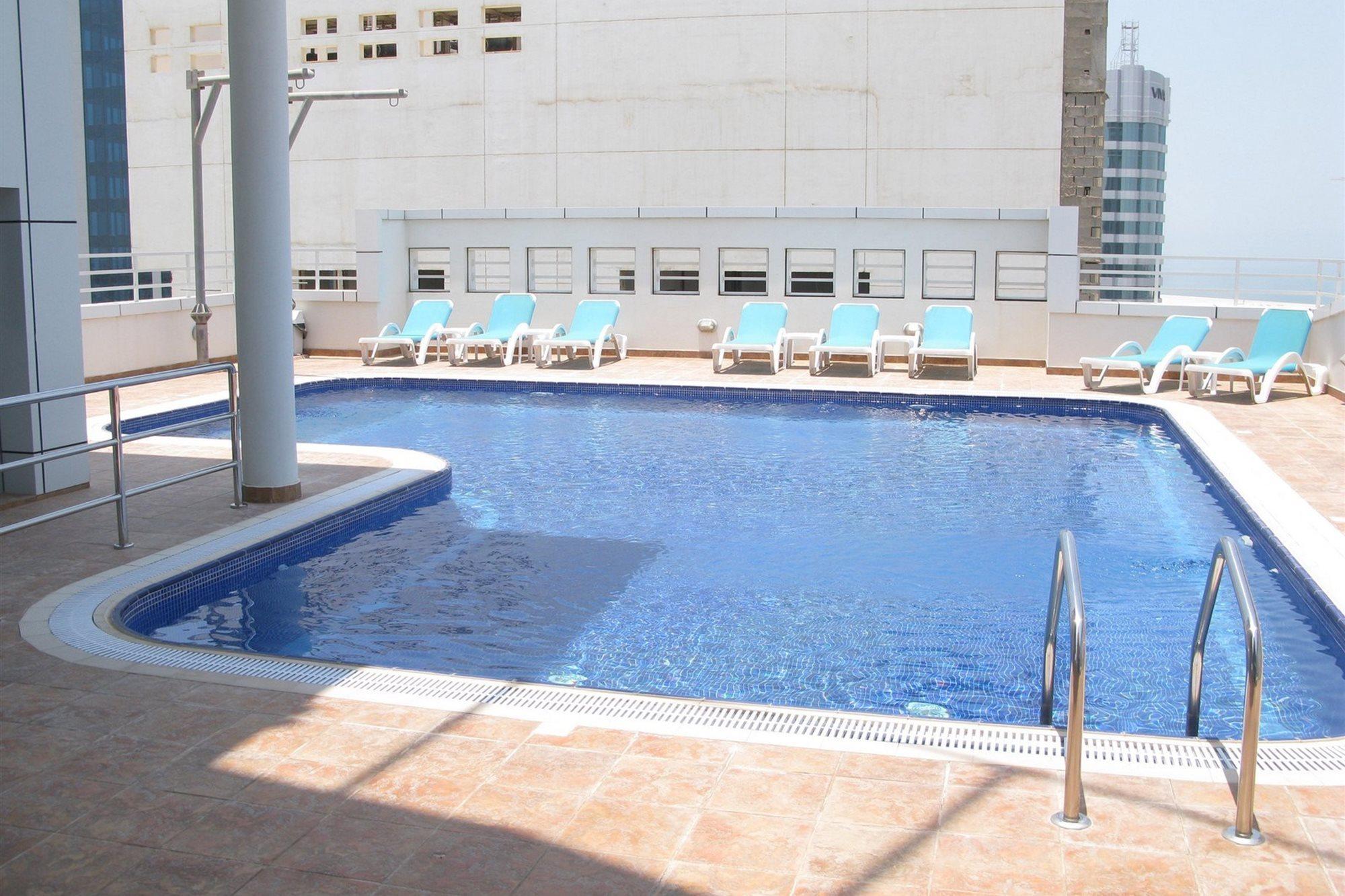 Tulip Hotel & Suites Manama Ngoại thất bức ảnh