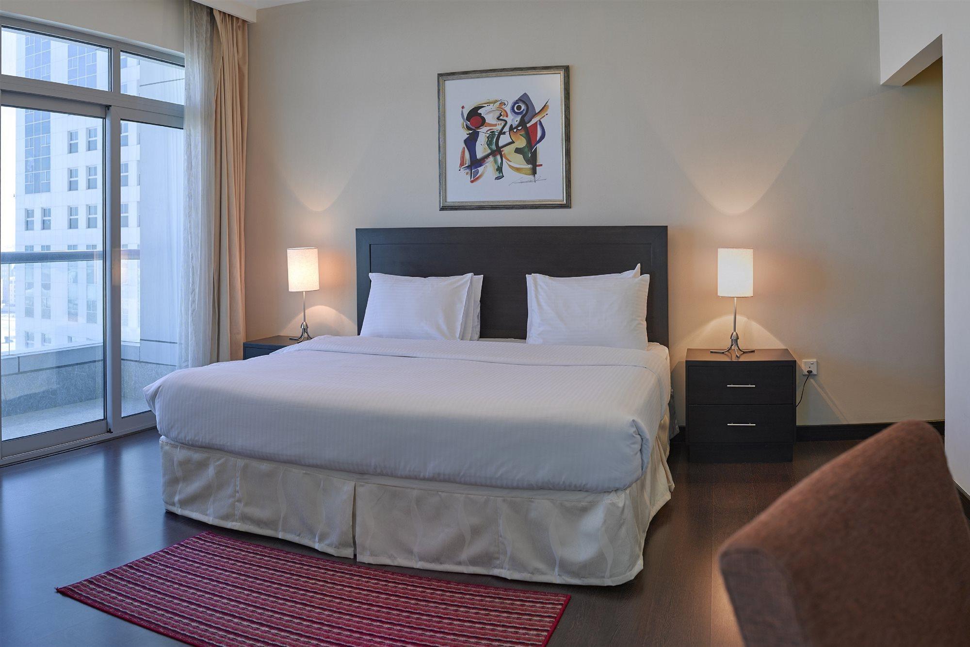 Tulip Hotel & Suites Manama Ngoại thất bức ảnh