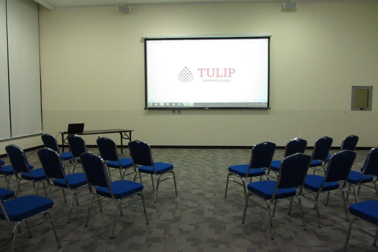 Tulip Hotel & Suites Manama Ngoại thất bức ảnh