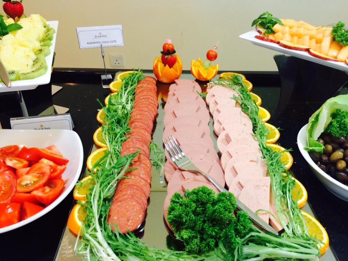 Tulip Hotel & Suites Manama Ngoại thất bức ảnh