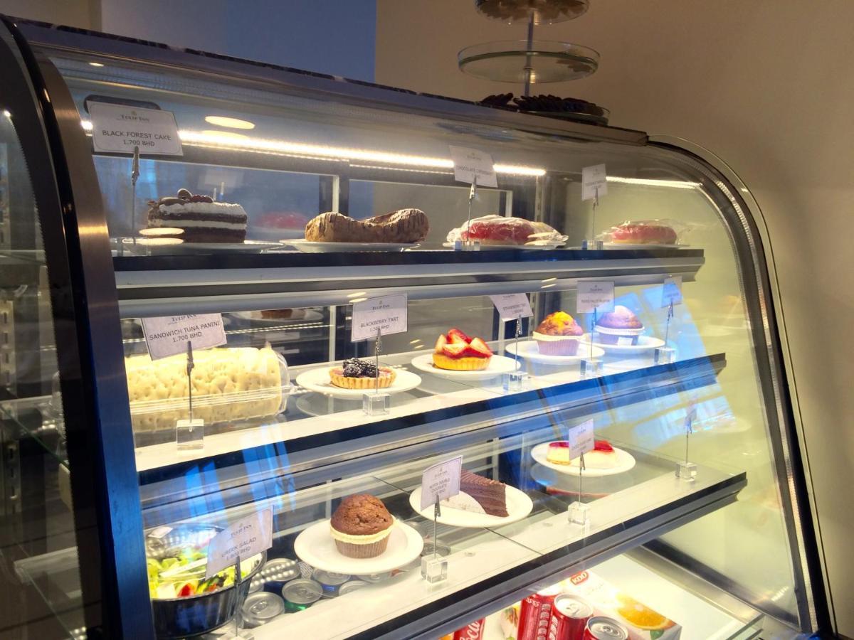 Tulip Hotel & Suites Manama Ngoại thất bức ảnh